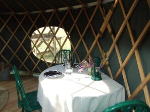 Outdoor dining - 'Oak' Yurt in West Sussex countryside (Haslemere)