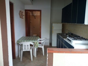 Bungalow | Private kitchenette