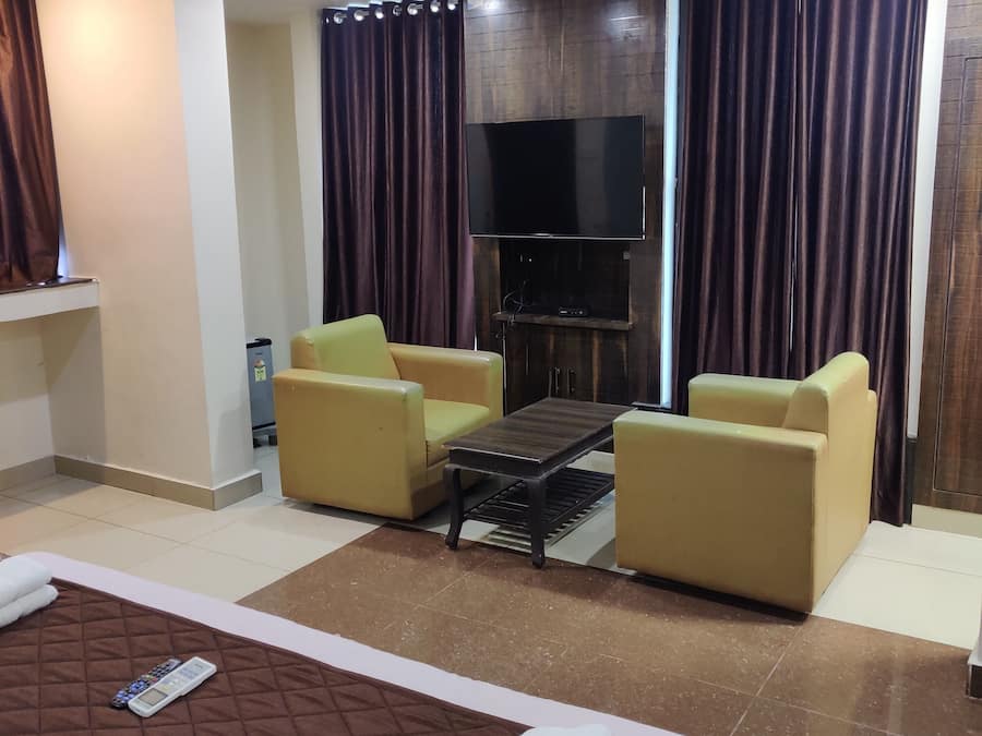 Quarto luxo | Wi-Fi de cortesia, roupa de cama