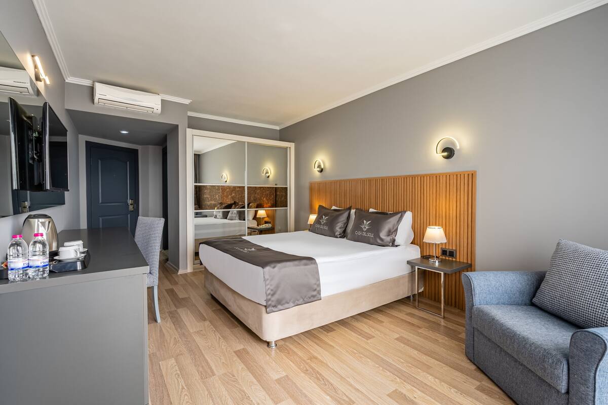 Economy Double or Twin Room