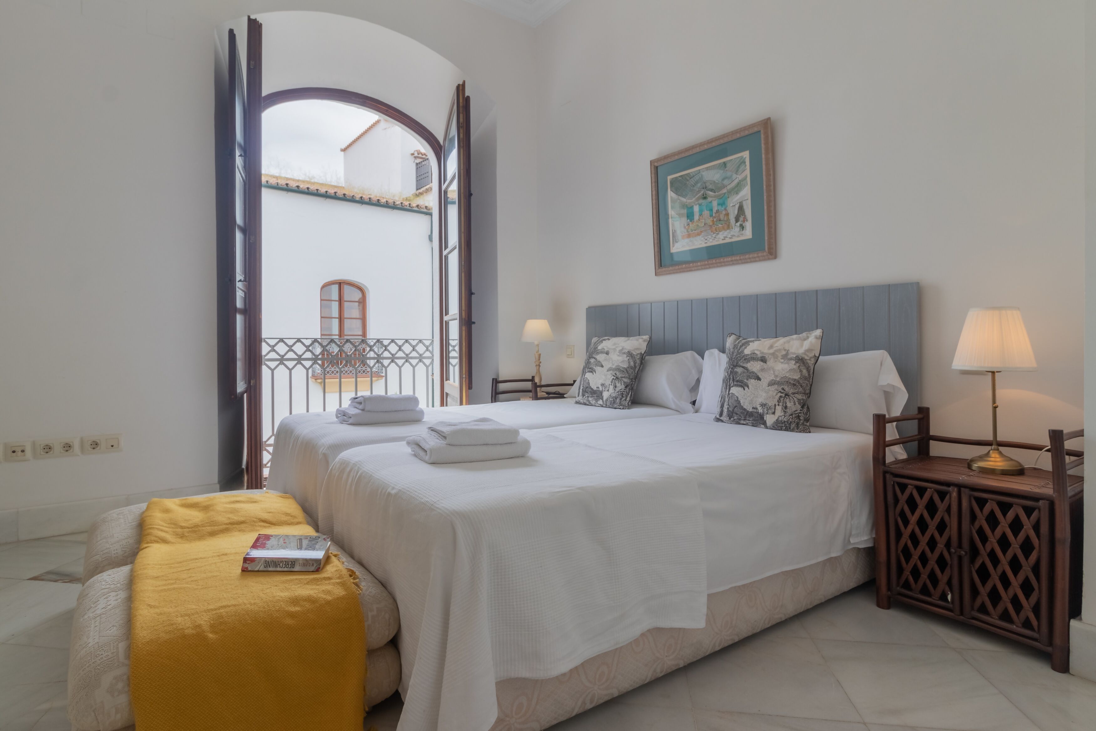 2 bedrooms, iron/ironing board, travel cot, WiFi