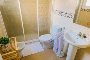 مجففات شعر، مناشف