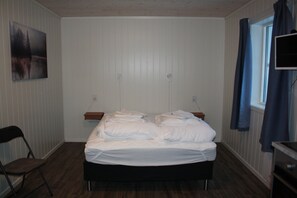 Double Room (bed linen for 2 people included) | Free WiFi - Gudvangen Camping (Aurland)