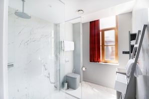 Superior Room | Premium bedding, memory-foam beds, minibar, in-room safe