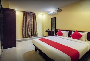 Langsir/tirai gelap terus, seterika/papan seterika, Wi-fi percuma 