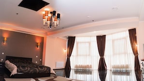 Ảnh chưa phân loại, 4 trong số 47 ảnh, nút