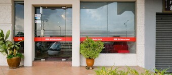 OYO 89968 Sri Sutra Hotel