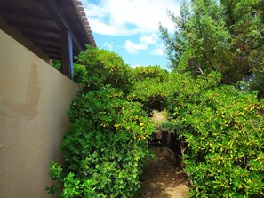 Property grounds - For Any Family Costa Paradiso Villa Pool Parking Space Privacy and Relaxation (Costa Paradiso)