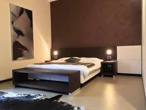 Room - Tropicana Room and Breakfast (Caserta)