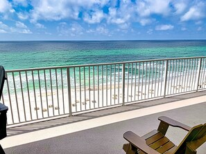 Property grounds - Beautiful Low 8th Floor Beach-Front with Walk-In Shower! Free Beach Service! (Panama City Beach)