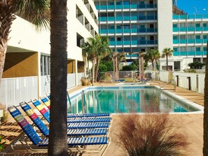 Sisäuima-allas, lämmitetty uima-allas