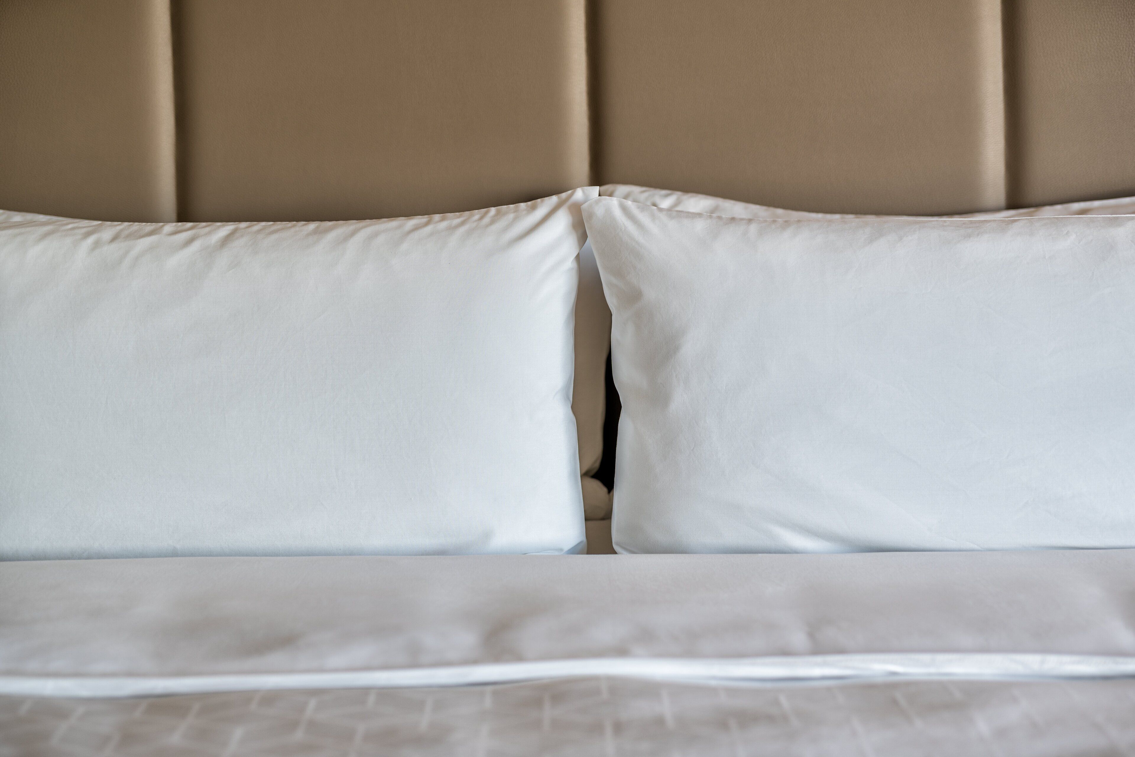 premium bedding, desk, soundproofing, free wifi