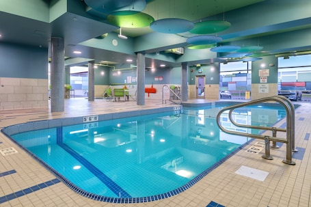 Indoor pool, open 8:00 AM to 10:00 PM, sun loungers