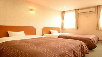 1 habitación, escritorio, wifi gratis y ropa de cama