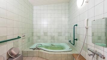 Hårtork och handdukar