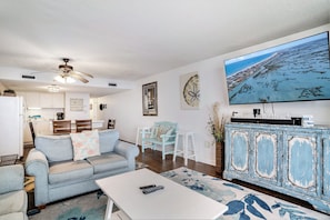 Condo, 2 Bedrooms | Living area | 30-inch TV with cable channels