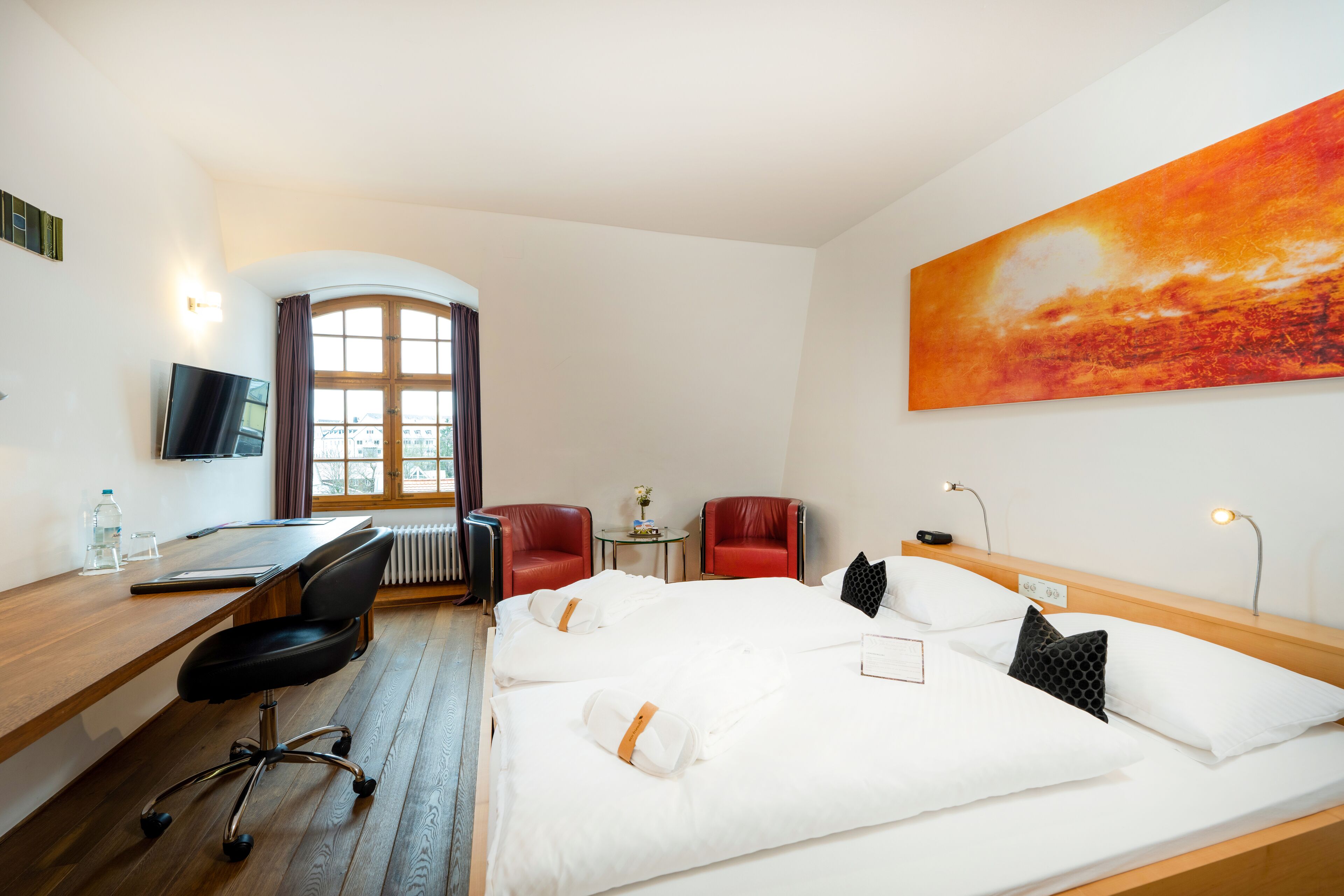 Superior Double Room | Hypo-allergenic bedding, desk, blackout drapes, iron/ironing board