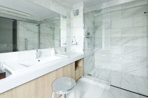 Free toiletries, hair dryer