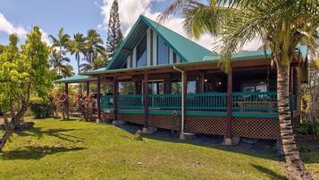 House, 2 Bedrooms | Property grounds