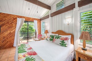 House, 4 Bedrooms - Niulani Lanikai - Kauai Beach House 4 Bedroom Home by RedAwning (Kapaa)