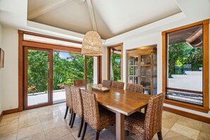 House, 3 Bedrooms | Dining - Kapiolani - As Seen On Hgtv 3 Bedroom Home by RedAwning (Princeville)