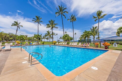 Maui Sunset B110 1 Bedroom Condo by RedAwning