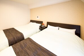 1 bedroom, desk, free WiFi, bed sheets