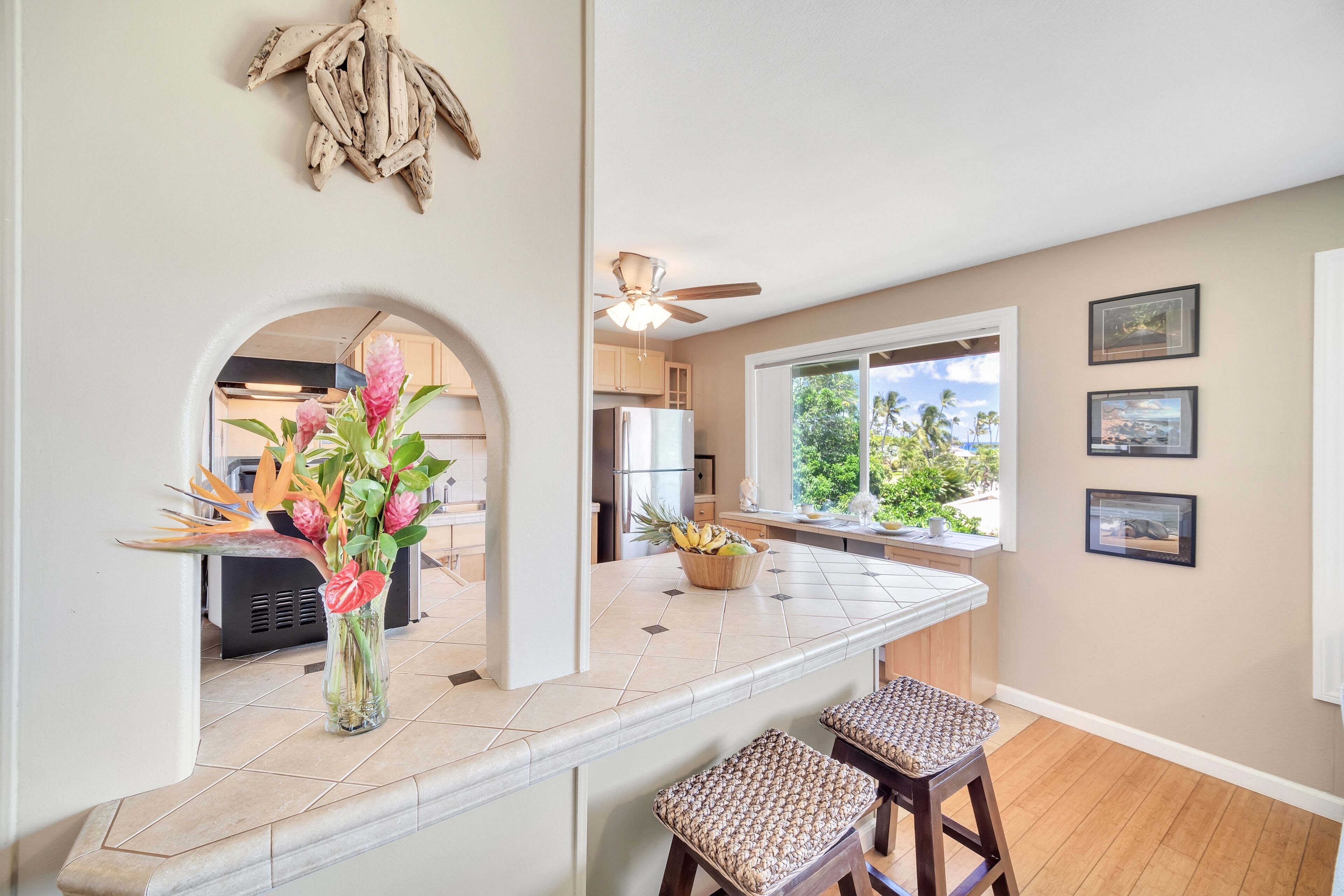 Condo, 2 Bedrooms | Private kitchen | Oven, coffee/tea maker, toaster