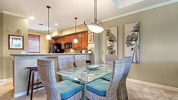 Condo, 2 Bedrooms | Private kitchen | Fridge, oven, coffee/tea maker, toaster