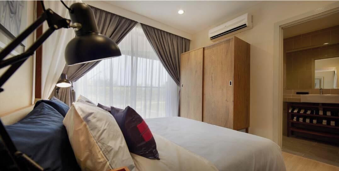 2 bedrooms