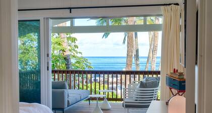 Hanalei Beachfront 3 Bedroom Home by RedAwning