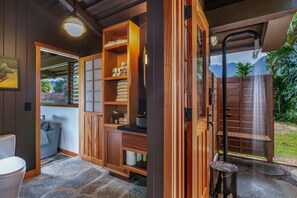 House, 2 Bedrooms | Spa | Hot tub