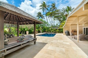 House, 4 Bedrooms | Pool - Kailua Beachside 4 Bedroom Home by RedAwning (Kailua)