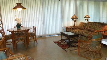 Condo, 1 Bedroom | Interior