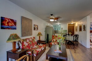 Living room - Maluhia Kahakai 2 Bedroom Condo by RedAwning (Hilo)