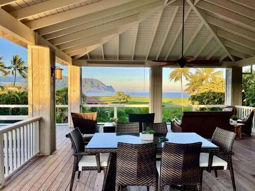 Punahele 3 Bedroom Home by RedAwning