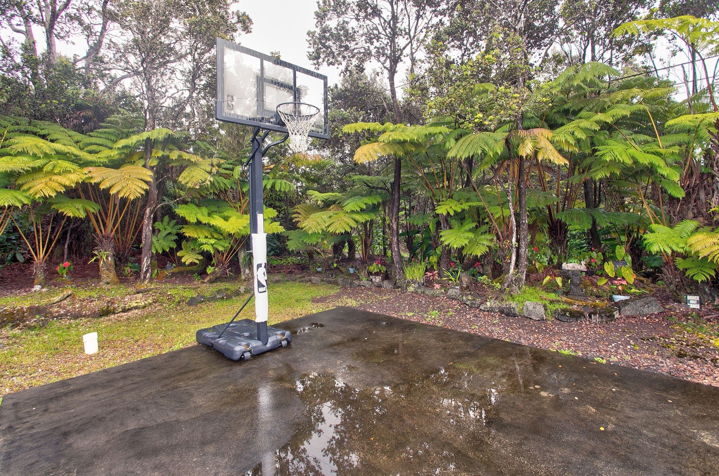 House, 1 Bedroom | Property grounds