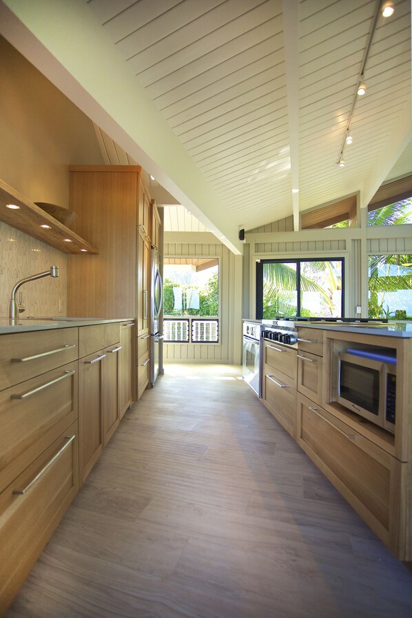 Casa, 3 quartos | Cozinha privada | Geladeira, cafeteira/chaleira