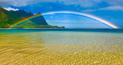 Haena Kai 3 Bedroom Home by RedAwning