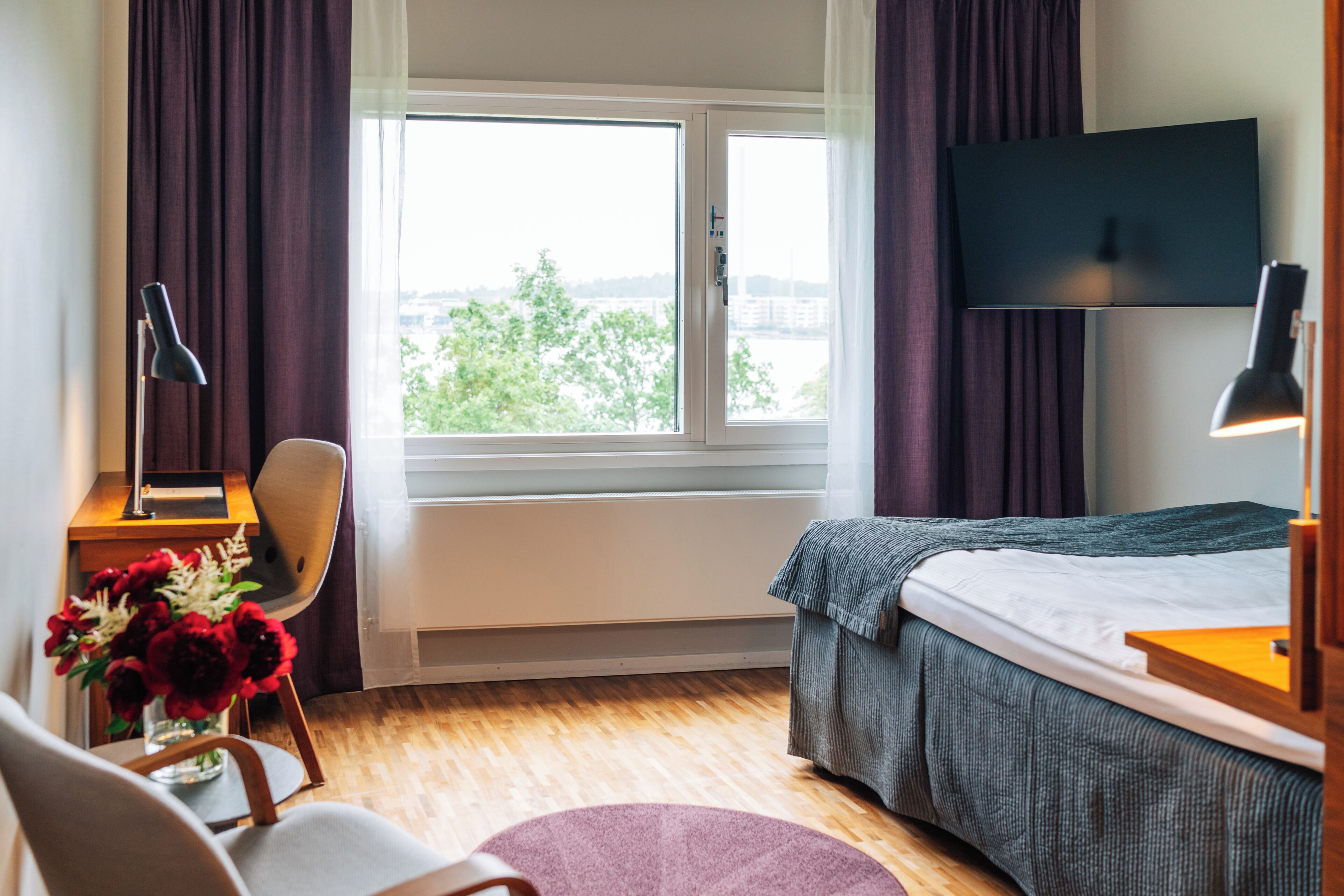 In-room safe, desk, blackout curtains, free WiFi