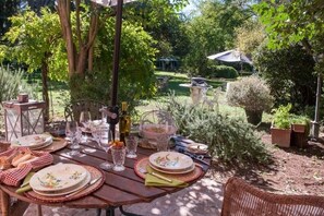 Outdoor dining - Domus Octavia - Villa (Roma)