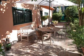 Outdoor dining - Domus Octavia - Villa (Roma)