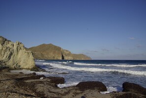 Ubicación a pie de playa y toallas de playa