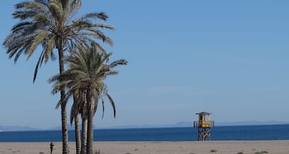 TOP PENTHOUSE *****: Luxus, 360 ° Blick auf die Terrasse, Meer, Berge, Golf, kostenloses Wifi, BBQ!