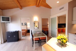 Individuell dekoriert, individuell eingerichtet, Verdunkelungsvorhänge