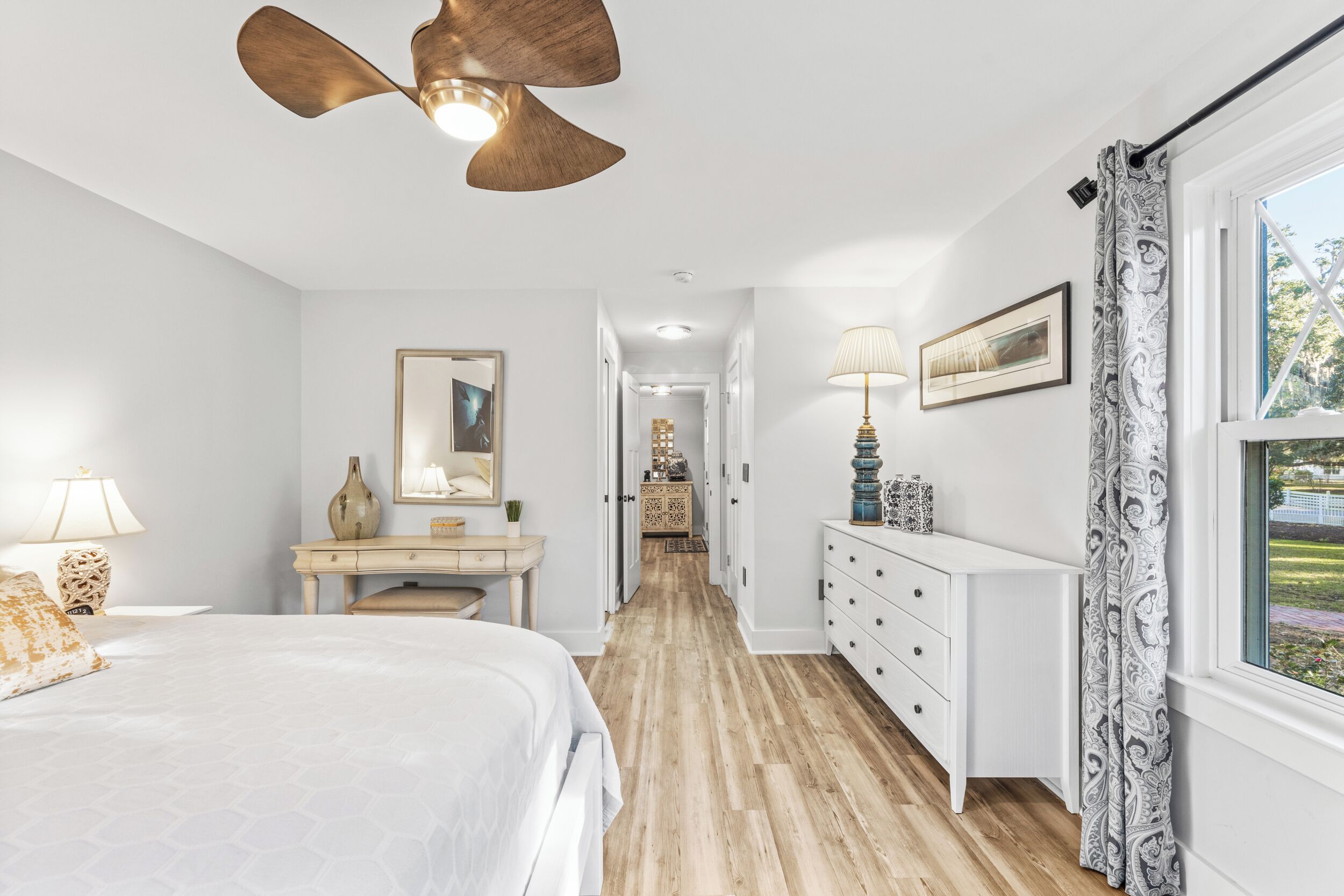 2 chambres, bureau, fer et planche à repasser, Wi-Fi gratuit