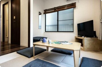 Living (Can be used as bed room as well)