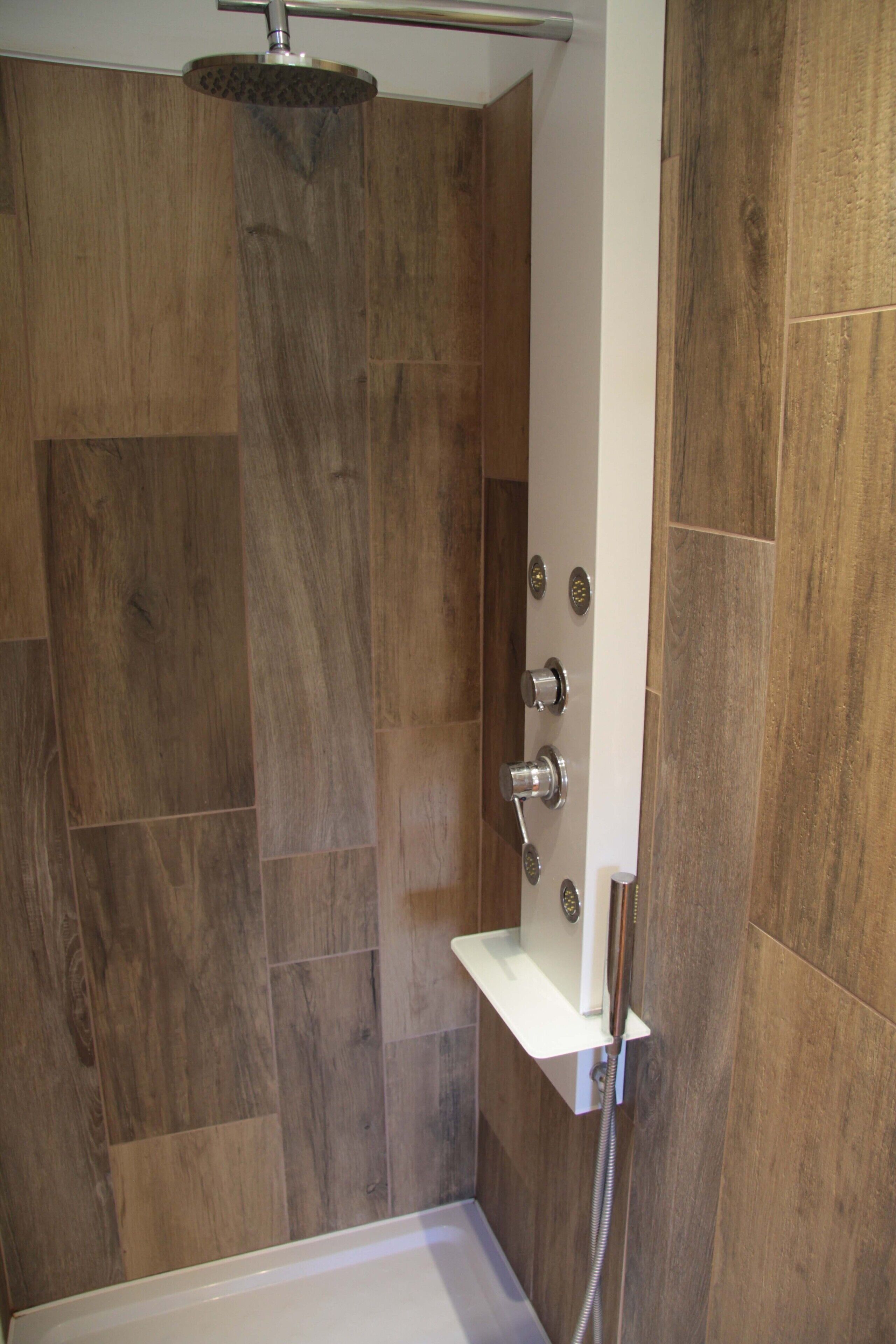Douche de la salle de bain
