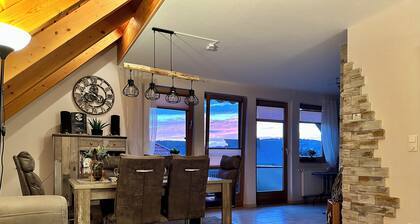 Moderne, Top gepflegte, große Ferienwohnung im Weserbergland, für 2-6 Personen.