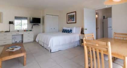 Clairfont, Jobson's Cove / Warwick Long Bay/ Horseshoe Beach - APARTMENT 1